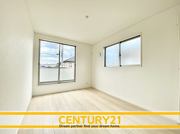 ◆同一建築会社の他現場写真◆
現地&同一施工会社の完成物件もご案内可能です。