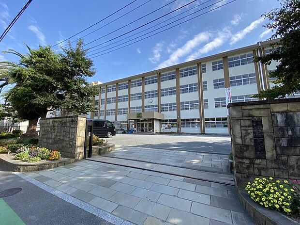 福岡市立城南中学校（約1,360m）