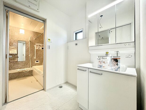 【~「これから見れますか」とお気軽にお問合せ下さい~】■洗面脱衣所■