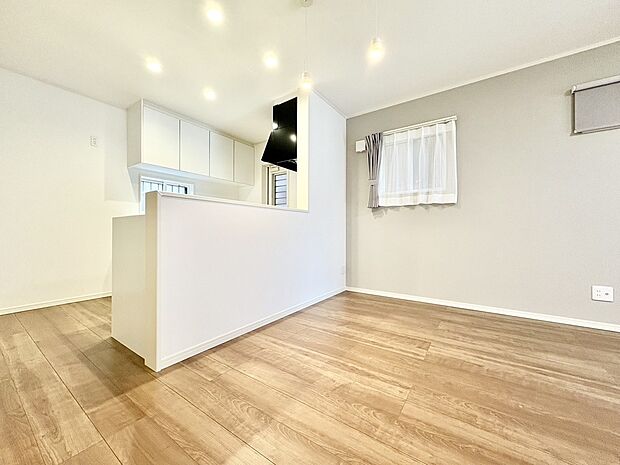 【~「これから見れますか」とお気軽にお問合せ下さい~】■LDK■