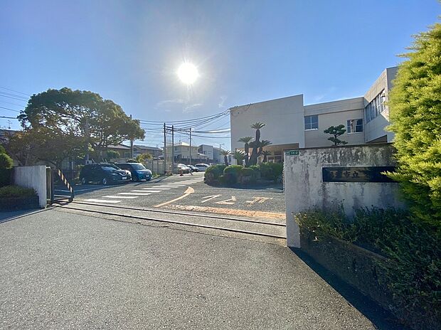 福津市立福間南小学校（約850m）