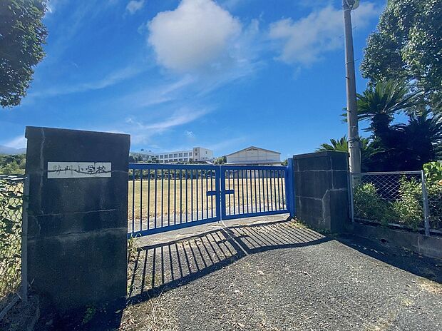 篠栗町立勢門小学校(約1,100m)