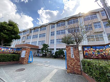 福岡市立奈多小学校 850m