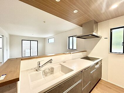 ～「これから見れますか」とお気軽にお問合せ下さい～