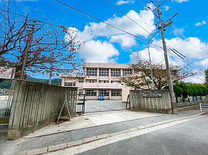 福岡市立香椎下原小学校 350m