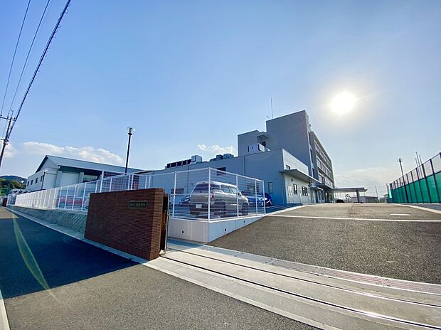 新宮町立新宮東中学校（約750m）