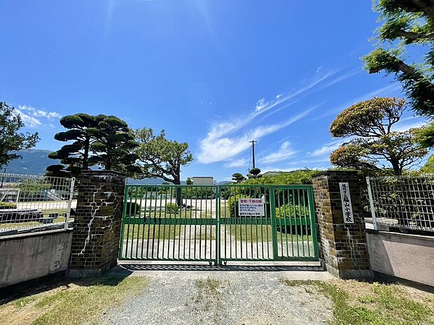 福岡市立脇山小学校（約1,280m）