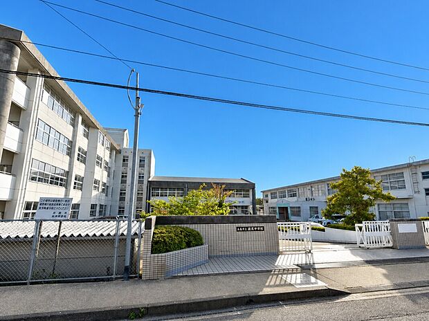 糸島市立前原中学校（約1,100m）