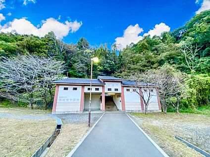 須恵町立須恵東中学校 2800m