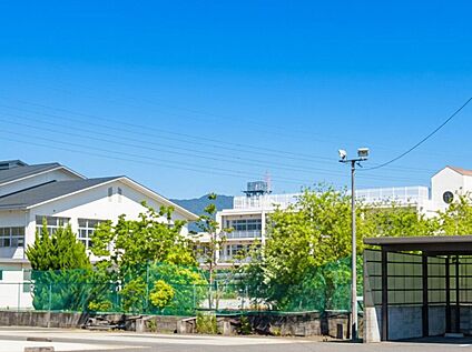 佐賀市立城北中学校 653ｍ