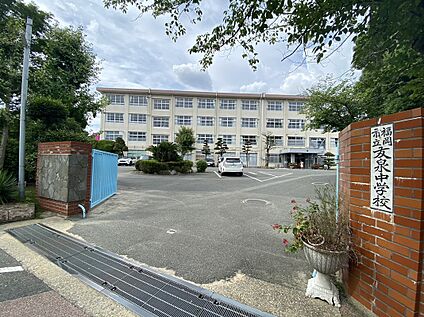 福岡市立友泉中学校 400m