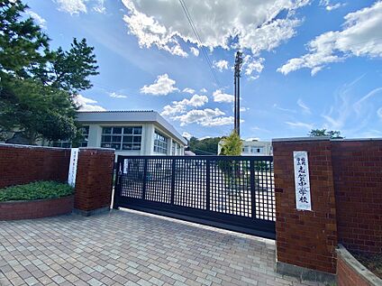 福岡市立志賀中学校 2100m