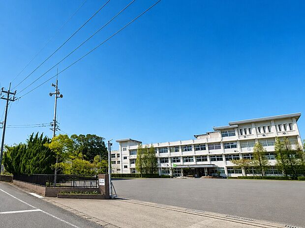 糸島市立前原東中学校（約3,000m）
