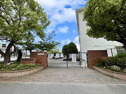 福岡市立原北小学校 546m