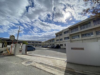 粕屋町立仲原小学校 400ｍ