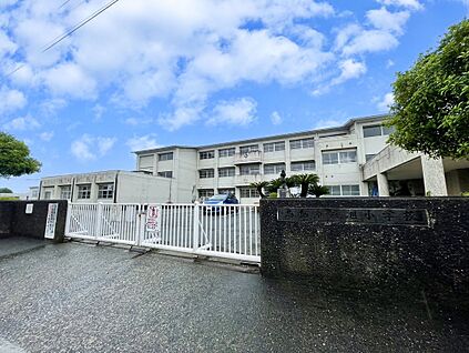 鳥栖市立旭小学校 3453m