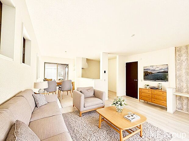 落ち着いた雰囲気のＬＤＫは家族みんなの快適空間※家具はCGです