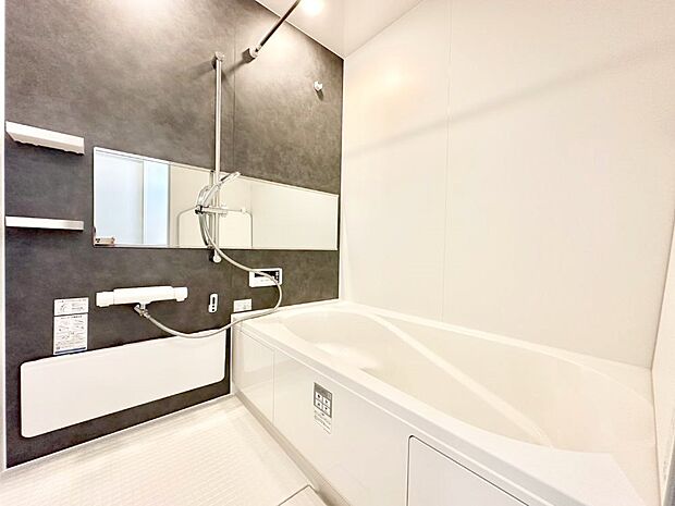 一日の疲れを癒やす大切なバスタイム。ゆっくりとお風呂を楽しんで疲れをとりたいですね！  