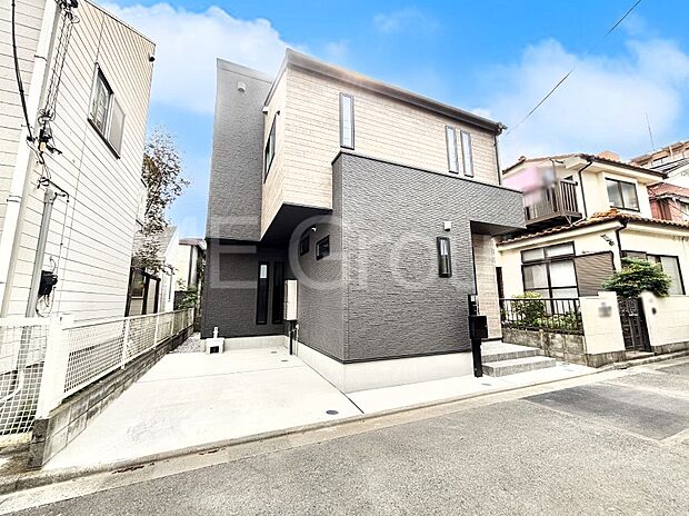 上質感あふれる外観デザイン。魅力の住まいを実現。 