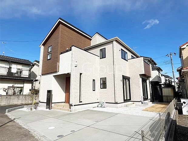 たっぷりの陽光と心地よい風が舞い込む住まい