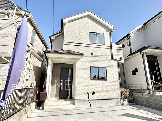 暮らしやすさと居心地の良さにこだわったシンプルで飽きのこないデザイン !