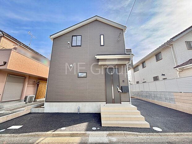 たっぷりの陽光と心地よい風が舞い込む住まい