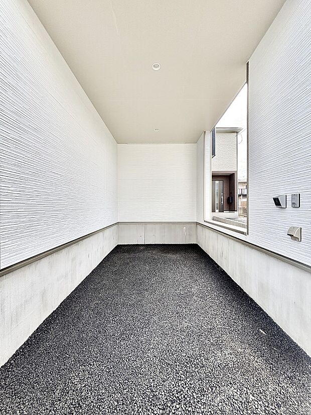 【駐車場】生活に欠かせない駐車スペース。