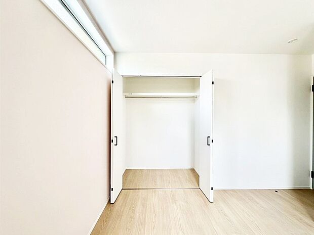 【収納】全居室クローゼット付き