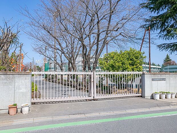 新座市立第三中学校（約1,000m）
