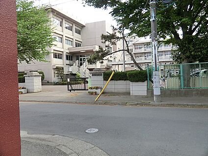 所沢市立安松中学校 1100m