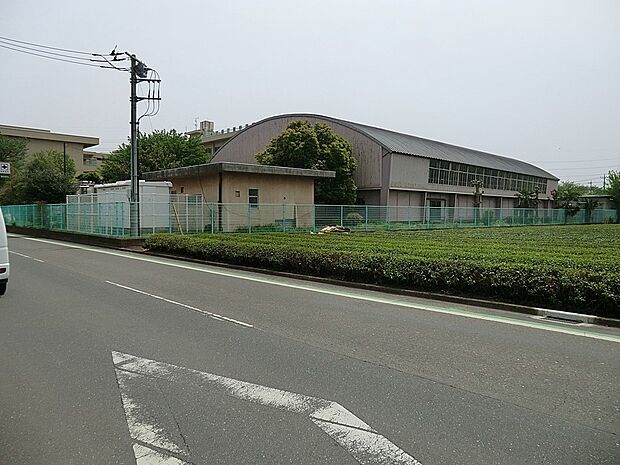 所沢市立東中学校（約540m）