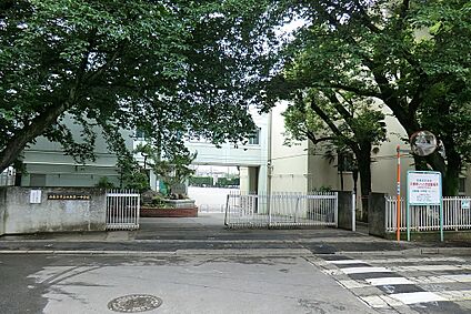 西東京市立田無第一中学校 1300m