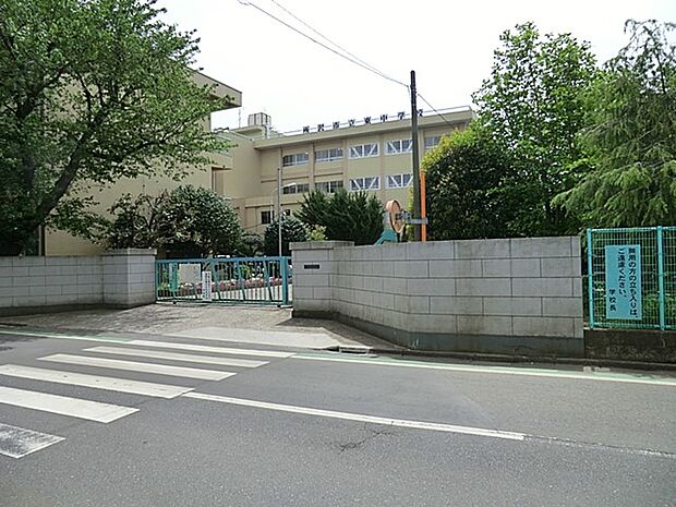 所沢市立東中学校（約2,300m）