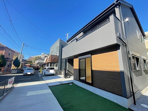 【現地外観】堂々完成！ご内見できます！