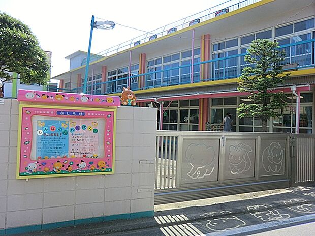 白山幼稚園(約450m)