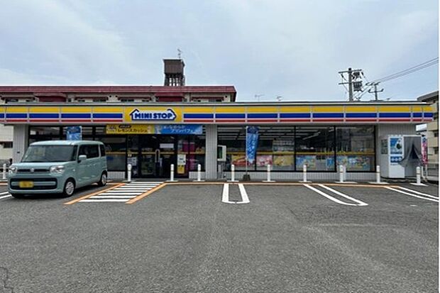 ミニストップ上白水店(約329m)