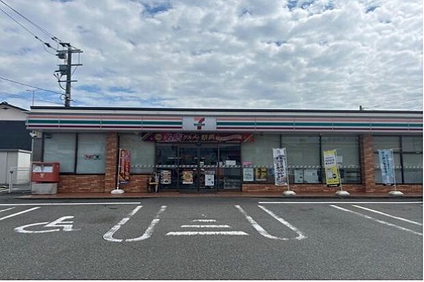 セブンイレブン春日昇町店(約282m)