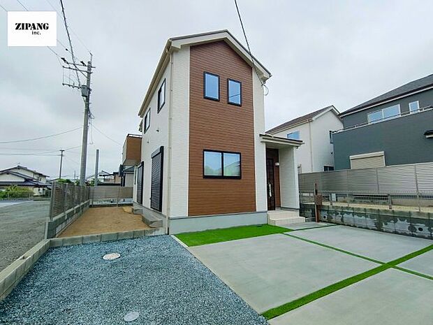 【即日見学可能】現地完成済みですので即日見学可能です♪周辺物件とともにご紹介させていただきますのでお気軽にお問い合わせください♪（2025年10月撮影） 