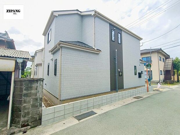 【現地外観写真】現地完成済みですので即日見学可能です♪周辺物件とともにご紹介させていただきますのでお気軽にお問い合わせください!