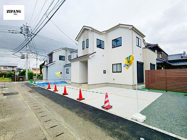 【現地外観写真】現地完成済みですので即日見学可能です♪周辺物件とともにご紹介させていただきますのでお気軽にお問い合わせください！ 