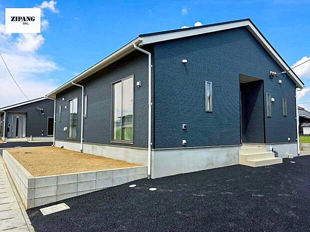 【現地外観写真】現地完成済みですので即日見学可能です♪周辺物件とともにご紹介させていただきますのでお気軽にお問い合わせください！ 