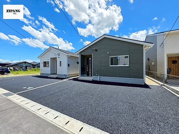 【現地外観写真】現地完成済みですので即日見学可能です♪周辺物件とともにご紹介させていただきますのでお気軽にお問い合わせください！ 