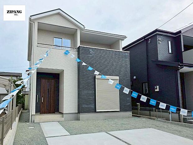 【現地外観写真】現地完成済みですので即日見学可能です♪周辺物件とともにご紹介させていただきますのでお気軽にお問い合わせください！ 