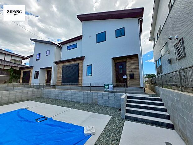 【現地外観写真】現地完成済みですので即日見学可能です♪周辺物件とともにご紹介させていただきますのでお気軽にお問い合わせください!