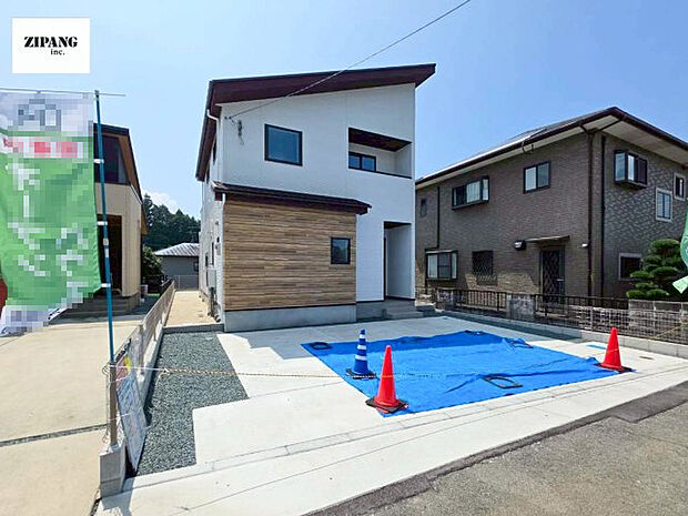 【現地外観写真】現地完成済みですので即日見学可能です♪周辺物件とともにご紹介させていただきますのでお気軽にお問い合わせください！ 