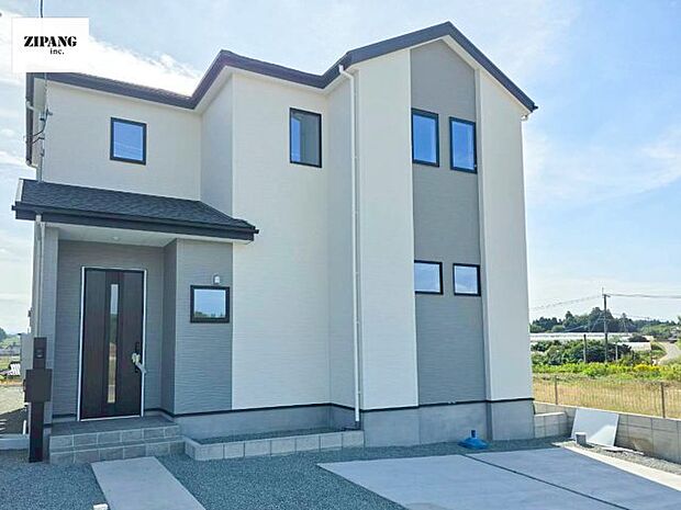 【即日見学可能】現地完成済みですので即日見学可能です♪周辺物件とともにご紹介させていただきますのでお気軽にお問い合わせください♪(2025年10月撮影)