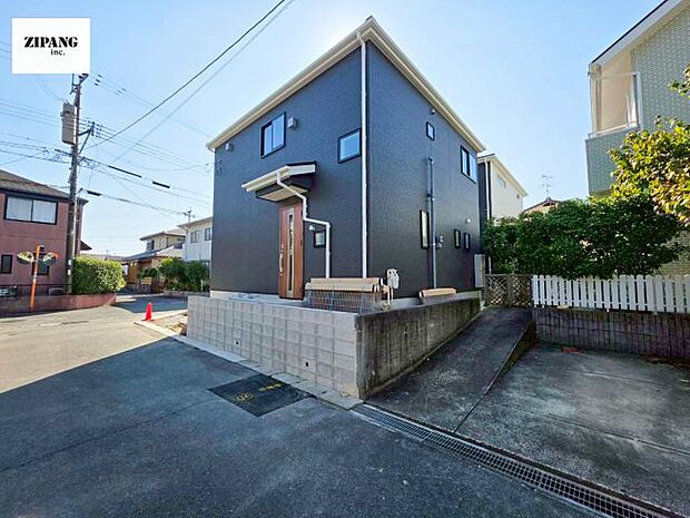 【現地外観写真】現地完成済みですので即日見学可能です♪周辺物件とともにご紹介させていただきますのでお気軽にお問い合わせください!