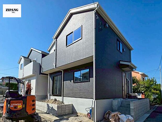 【現地外観写真】現地完成済みですので即日見学可能です♪周辺物件とともにご紹介させていただきますのでお気軽にお問い合わせください!