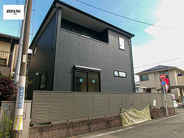 【現地外観写真】ただいま建築中です。周辺物件とともにご紹介させていただきますのでお気軽にお問い合わせください。（2026年4月撮影） 