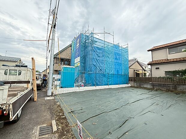 【◆現地】隣地との圧迫感を感じる事なく快適にお過ごしいただけます。建ぺい率40%だからこそ叶える事が出来ます。